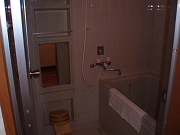 武雄温泉ホテル春慶屋客室浴室