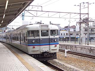 広島駅発の普通列車