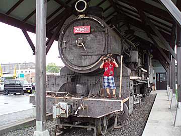 大町駅となりの蒸気機関車