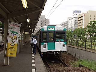 琴平電鉄の高松築港駅/7:32